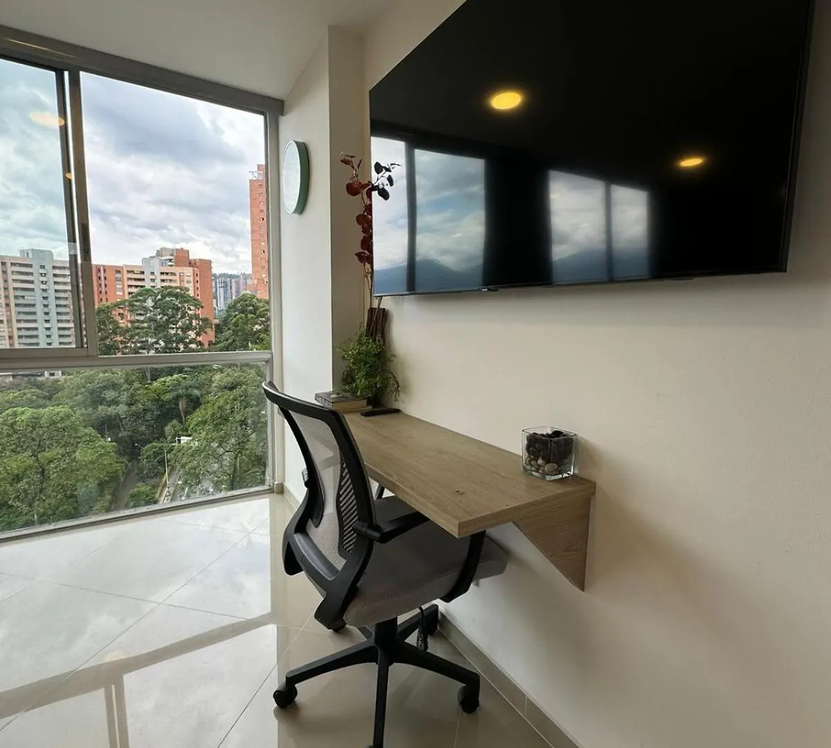 Great Apto In Poblado Medellín Appartamento